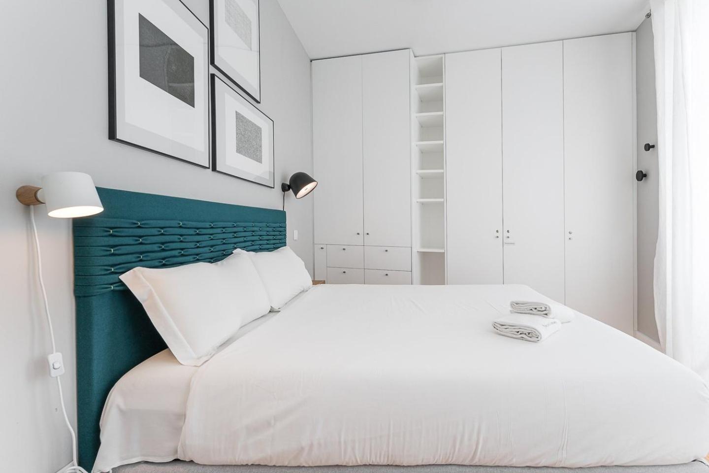 Guestready - Colorful Apt Near Agosto Station Порто Екстериор снимка